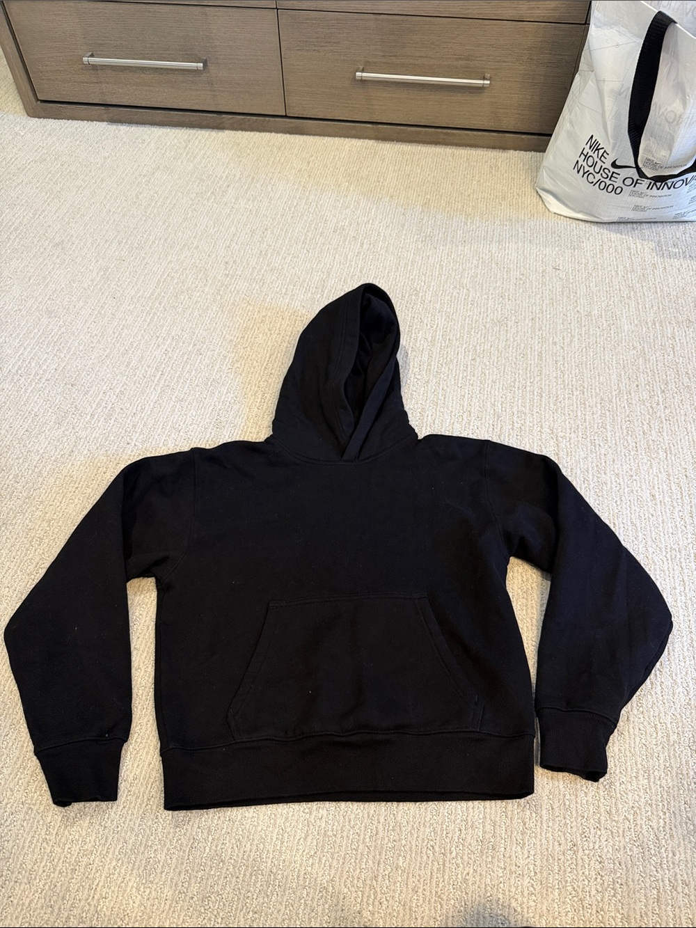 Aritzia Black Pullover Hoodie